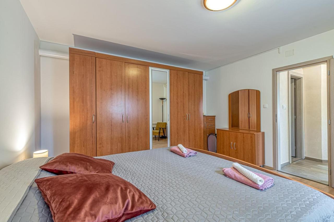 Apartment Flores Stari Pazin Экстерьер фото