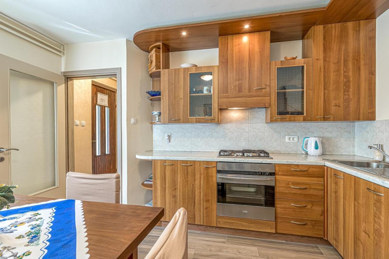 Apartment Flores Stari Pazin Экстерьер фото