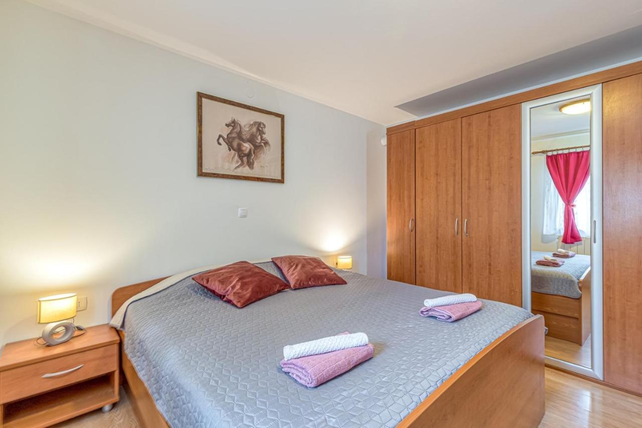 Apartment Flores Stari Pazin Экстерьер фото